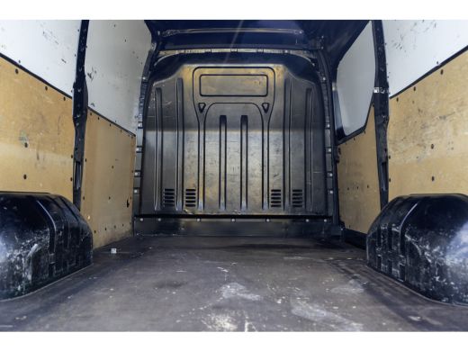 Renault Master 2.3 dCi | L1H2 | Navigatie | Cruise | Airco | Euro 6 ActivLease financial lease