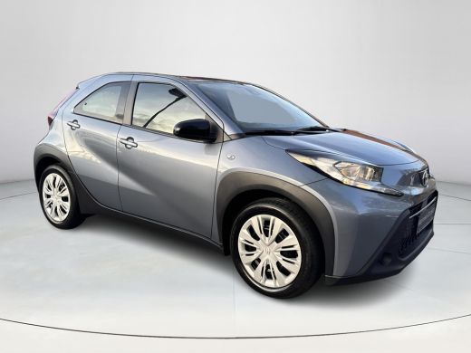 Toyota Aygo 1.0 VVT-i MT Play | 06-10141018 Voor meer informatie ActivLease financial lease