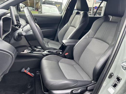 Toyota Corolla Cross Hybrid 140 Style (Trekhaak afneembaar) ActivLease financial lease