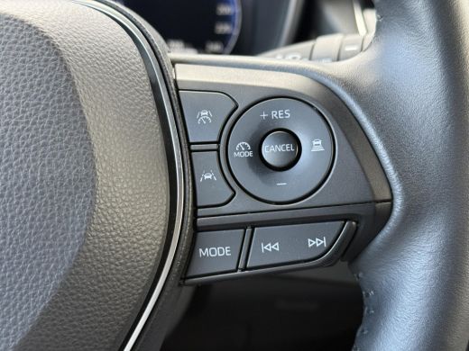 Toyota Corolla Touring Sports Hybrid 140 Dynamic **NAVIGATIE/ DODEHOEK DETECTIE/ ELEKTRONISCHE ACHTERKLEP/ GARANTIE** ActivLease financial lease