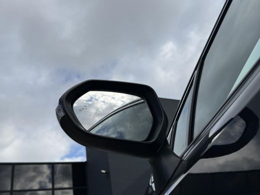 Toyota Corolla Touring Sports Hybrid 140 Dynamic **NAVIGATIE/ DODEHOEK DETECTIE/ ELEKTRONISCHE ACHTERKLEP/ GARANTIE** ActivLease financial lease