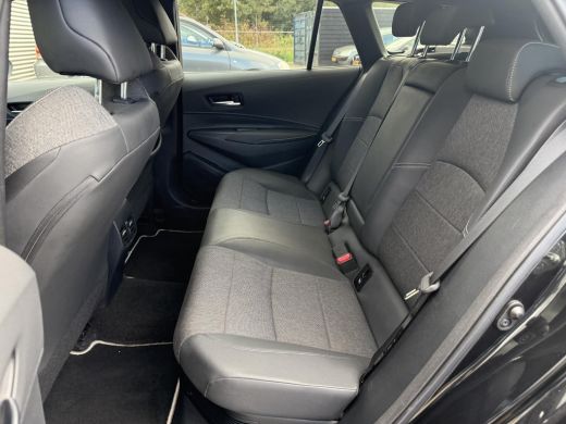 Toyota Corolla Touring Sports Hybrid 140 Dynamic **NAVIGATIE/ DODEHOEK DETECTIE/ ELEKTRONISCHE ACHTERKLEP/ GARANTIE** ActivLease financial lease