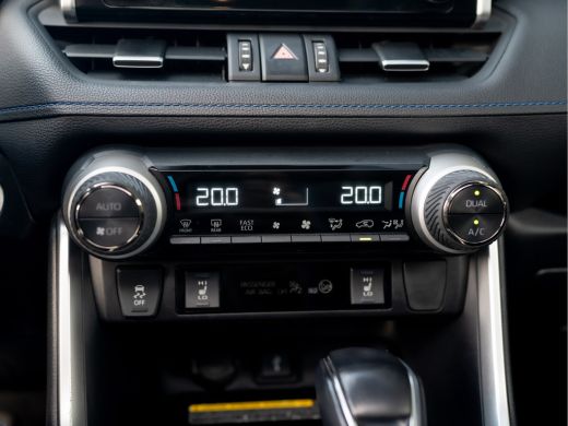 Toyota RAV4 2.5 Hybrid Black Edition | Panodak | Stoel & Stuur verw. | Prijs Rijklaar!! ActivLease financial lease