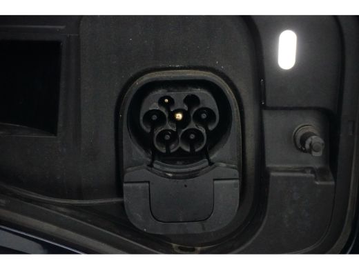 Volkswagen Caddy Kombi Maxi eHybrid | 7- Persoons | Navi By App | Digitaal Display | App Connect ActivLease financial lease