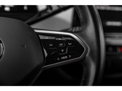 Volkswagen ID.3 First Plus 58 kWh | Camera | Adaptive Cruise | Stoelverwarming | ActivLease financial lease