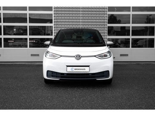 Volkswagen ID.3 First Plus 58 kWh | Camera | Adaptive Cruise | Stoelverwarming | ActivLease financial lease