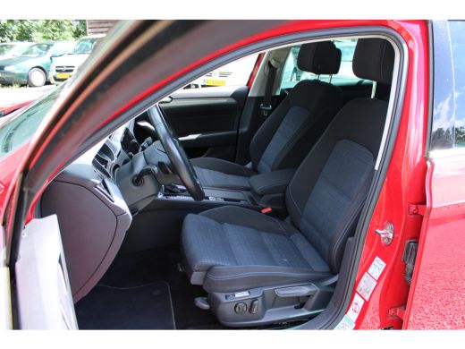 Volkswagen Passat Variant GTE 218PK DSG HYBRID GTE BUSINESS NAVI/CAMERA/CARPLAY ActivLease financial lease