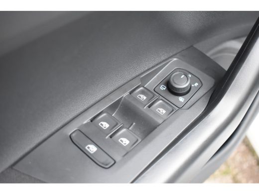 Volkswagen Polo 95pk 1.0 TSI Life Edition | APP. CONNECT | STOELVERW. | NAVIGATIE | ADAPT. CRUISE | AIRCO | DAB+ ... ActivLease financial lease