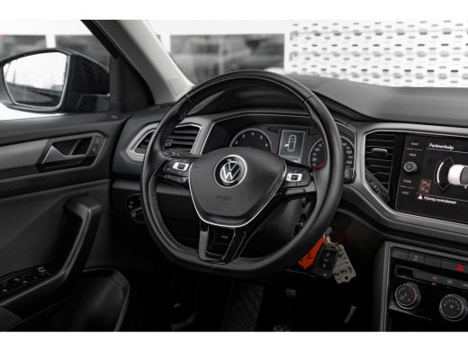 Volkswagen T-Roc 1.0 TSI Style | Apple Carplay | Adaptive Cruise | ActivLease financial lease