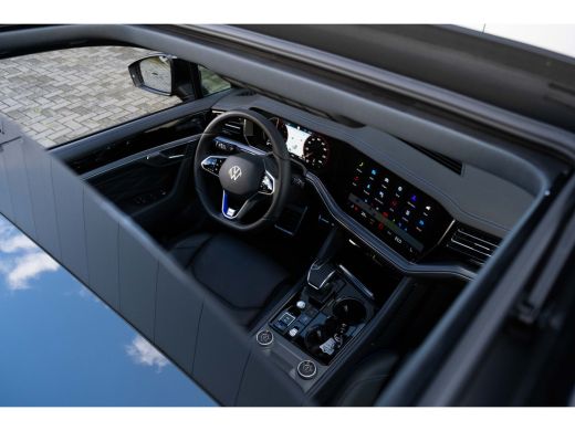 Volkswagen Touareg 3.0 TSi 462PK eHybrid 4MOTION R | NIEUW MODEL |  Luchtvering | Nachtzicht | Stoelverwarming/Venti... ActivLease financial lease