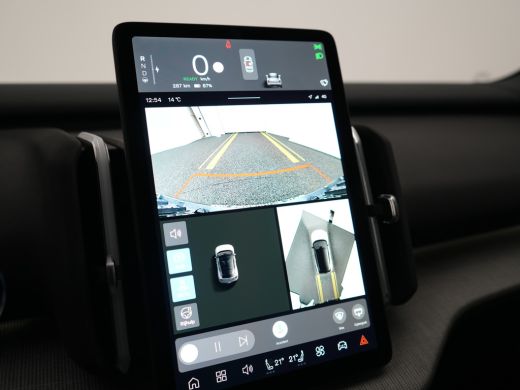 Volvo  EX30 Twin Motor Performance Ultra 69 kWh | 360° Camera | Harman Kardon | Panoramadak | Adaptive Cruise... ActivLease financial lease