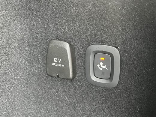 Volvo  V60 T6 Plug-in hybrid AWD Plus Dark | Sportstoelen | Adaptieve Cruise control | Stoel en stuurwielver... ActivLease financial lease