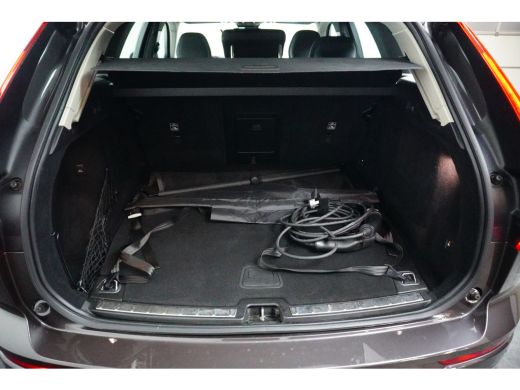 Volvo  XC60 2.0 T6 Plug-in hybrid AWD Inscription | Long Range | Trekhaak | PDC V+A 360 camera | Panoramadak ... ActivLease financial lease