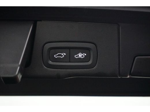 Volvo  XC60 2.0 T6 Plug-in hybrid AWD Inscription | Long Range | Trekhaak | PDC V+A 360 camera | Panoramadak ... ActivLease financial lease