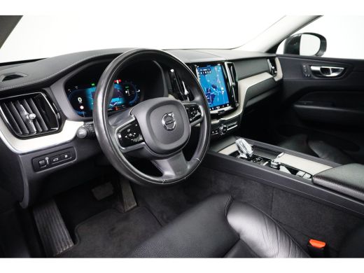 Volvo  XC60 2.0 T6 Plug-in hybrid AWD Inscription | Long Range | Trekhaak | PDC V+A 360 camera | Panoramadak ... ActivLease financial lease