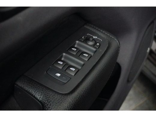 Volvo  XC60 2.0 T6 Plug-in hybrid AWD Inscription | Long Range | Trekhaak | PDC V+A 360 camera | Panoramadak ... ActivLease financial lease