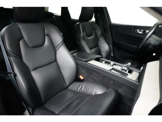 Volvo  XC60 2.0 T6 Plug-in hybrid AWD Inscription | Long Range | Trekhaak | PDC V+A 360 camera | Panoramadak ... ActivLease financial lease