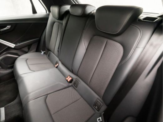 Audi Q2 35 TFSI S-Line Sport 150Pk Automaat (SCHUIFDAK, VIRTUAL COCKPIT, GROOT NAVI, GETINT GLAS, ADAPTIV... ActivLease financial lease