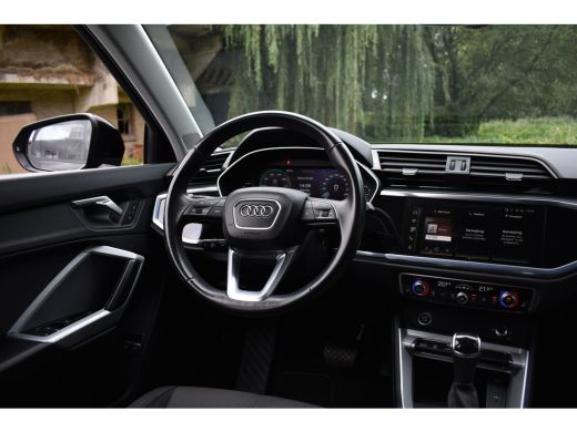 Audi Q3 45 TFSI e 245pk S-TRONIC PRO-LINE VIRTUAL/PDC/CARPLAY ActivLease financial lease