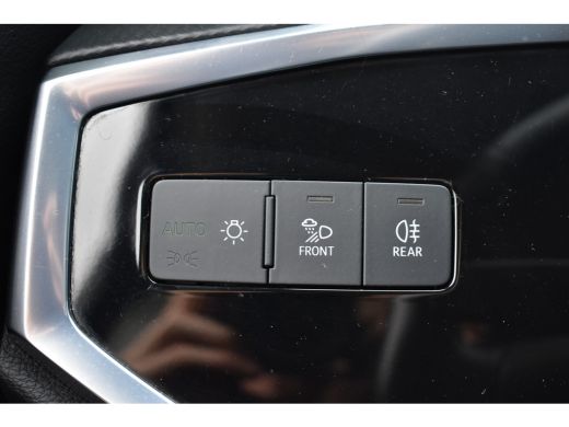 Audi Q3 45 TFSI e 245pk S-TRONIC PRO-LINE VIRTUAL/PDC/CARPLAY ActivLease financial lease