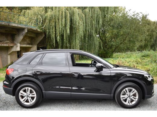 Audi Q3 45 TFSI e 245pk S-TRONIC PRO-LINE VIRTUAL/PDC/CARPLAY ActivLease financial lease