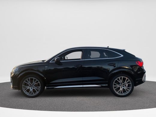 Audi Q3 45 TFSI e S Edition | Leder | Led | Camera ActivLease financial lease