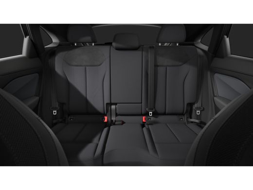 Audi Q3 S edition | Adaptive cruise control | Audi sound system | Cruise control ActivLease financial lease