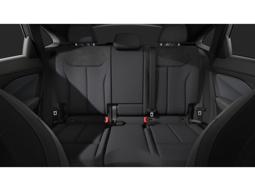 Audi Q3 S edition | Adaptive cruise control | Audi sound system | Cruise control ActivLease financial lease