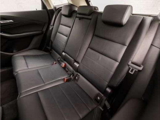 BMW 2 Serie Active Tourer 218i Sportline Automaat (PANORAMADAK, LIVE COCKPIT PLUS, APPLE CARPLAY, HARMAN/KARD... ActivLease financial lease