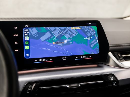 BMW 2 Serie Active Tourer 218i Sportline Automaat (PANORAMADAK, LIVE COCKPIT PLUS, APPLE CARPLAY, HARMAN/KARD... ActivLease financial lease