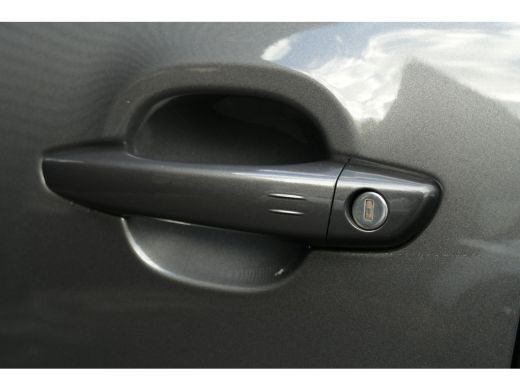 Citroën C3 Aircross 1.2 PURETECH 130PK MAX AUTOMAAT / NAVI / LED / CLIMA / PDC / 17"LMV / CAMERA / KEYLESS / BLUETOOT... ActivLease financial lease