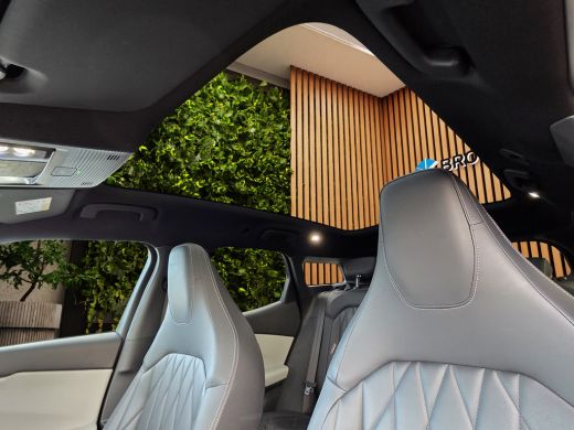 Ford Explorer Premium Extended Range AWD 79 kWh | Trekhaak | 360 Camera | Panoramadak | B&O audio | Memory ActivLease financial lease