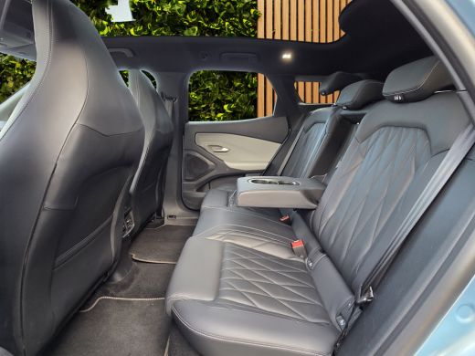 Ford Explorer Premium Extended Range AWD 79 kWh | Trekhaak | 360 Camera | Panoramadak | B&O audio | Memory ActivLease financial lease