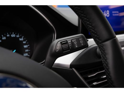 Ford Focus 1.0 EcoBoost Hybrid Trend Edition Business | Achteruitrijcamera | Apple Carplay/Android Auto | Na... ActivLease financial lease