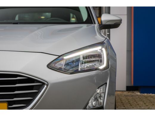 Ford Focus 1.0 EcoBoost Hybrid Trend Edition Business | Achteruitrijcamera | Apple Carplay/Android Auto | Na... ActivLease financial lease