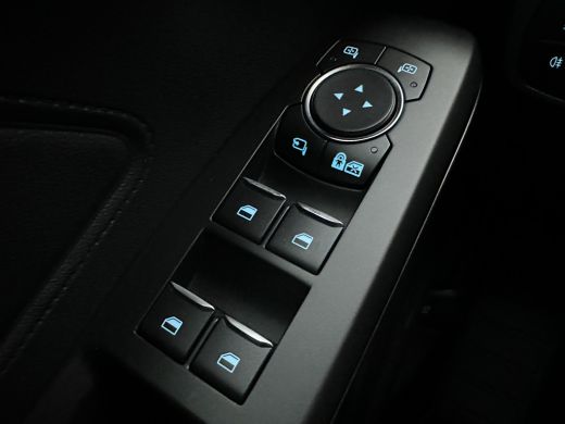 Ford Focus 1.5 150PK ST Line X Business AUTOMAAT | STOEL-, STUUR- EN VOORRUITVERWARMING| NAVIGATIE| CAMERA| ... ActivLease financial lease