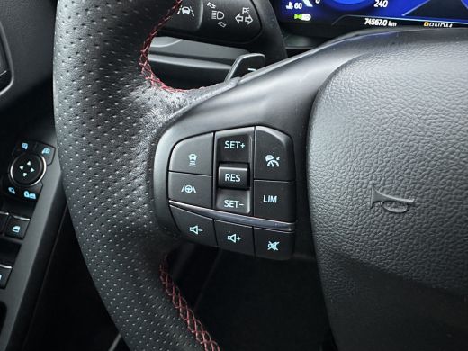 Ford Focus 1.5 150PK ST Line X Business AUTOMAAT | STOEL-, STUUR- EN VOORRUITVERWARMING| NAVIGATIE| CAMERA| ... ActivLease financial lease