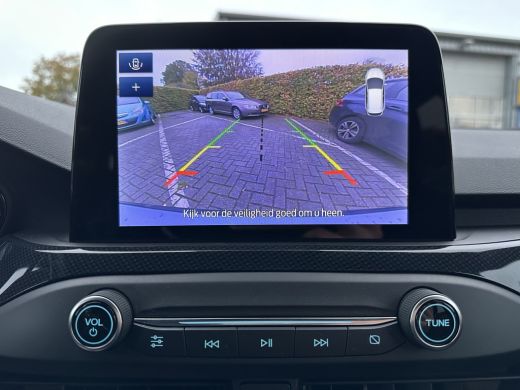 Ford Focus 1.5 150PK ST Line X Business AUTOMAAT | STOEL-, STUUR- EN VOORRUITVERWARMING| NAVIGATIE| CAMERA| ... ActivLease financial lease