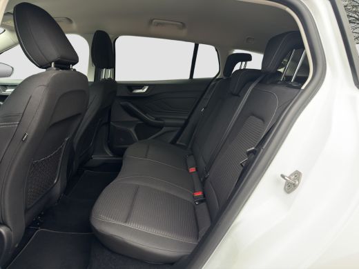 Ford Focus Wagon 1.0 Hybrid Titanium X | Camera | Adap. Cruise | Virtual | Apple Carplay | Elek. Klep ActivLease financial lease