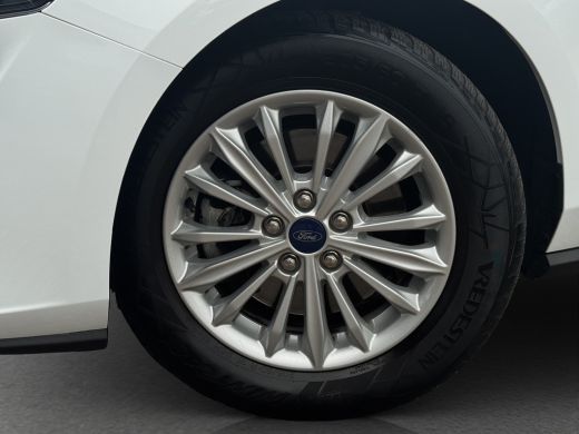 Ford Focus Wagon 1.0 Hybrid Titanium X | Camera | Adap. Cruise | Virtual | Apple Carplay | Elek. Klep ActivLease financial lease