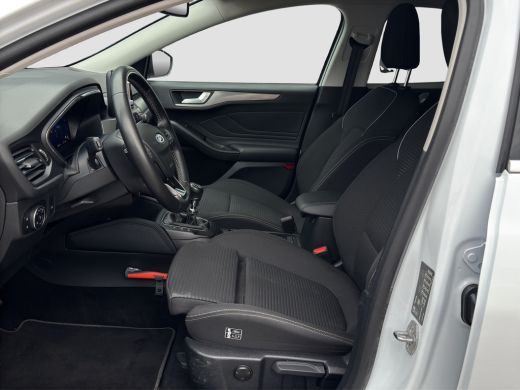 Ford Focus Wagon 1.0 Hybrid Titanium X | Camera | Adap. Cruise | Virtual | Apple Carplay | Elek. Klep ActivLease financial lease