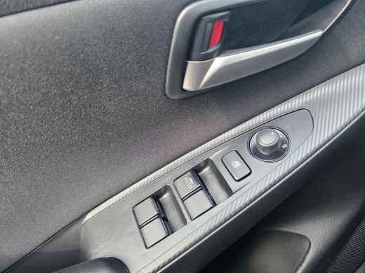 Mazda 2 1.5 e-SkyActiv-G 90 Homura | Achteruitrijcamera | Applecarplay en android auto | Cruise Control |... ActivLease financial lease