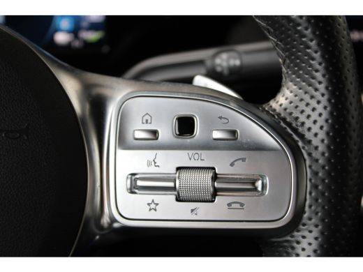 Mercedes-Benz B-Klasse 250 e Premium Plus | AMG - Line | Cruise control | Climate control | Camera | LED matrix | ActivLease financial lease