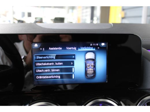 Mercedes-Benz B-Klasse 250 e Premium Plus | AMG - Line | Cruise control | Climate control | Camera | LED matrix | ActivLease financial lease