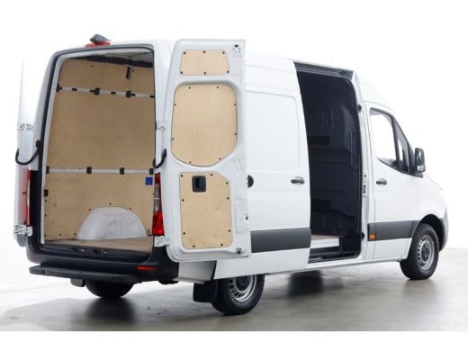 Mercedes-Benz Sprinter 311 CDI 115pk RWD 7G Automaat L2H2 Airco/Camera 05-2021 ActivLease financial lease