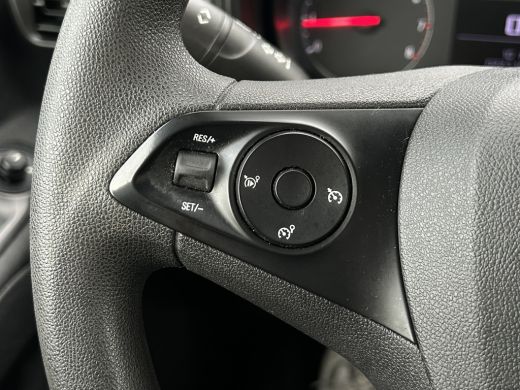 Opel Combo 1.5D 102 PK / L2H1 / 22.719 KM !! / 1e EIG. / INRICHTING / AIRCO / CRUISE / NAVI / APPLE CARPLAY ... ActivLease financial lease