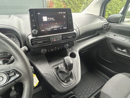 Opel Combo 1.5D 102 PK / L2H1 / 22.719 KM !! / 1e EIG. / INRICHTING / AIRCO / CRUISE / NAVI / APPLE CARPLAY ... ActivLease financial lease