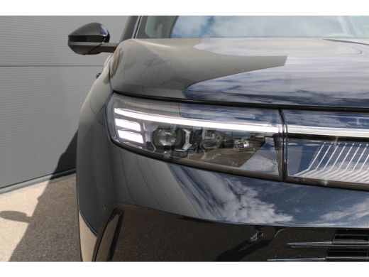 Opel Grandland GS | Draadloze telefoonlader (Inductie) | Elektronische klimaatregeling met twee zones | LED dagr... ActivLease financial lease