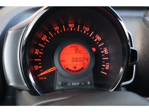 Peugeot 108 1.0 e-VTi Style | Bluetooth | Centrale Vergrendeling | Airco | LED | Getint Glas | | Bluetooth | ... ActivLease financial lease