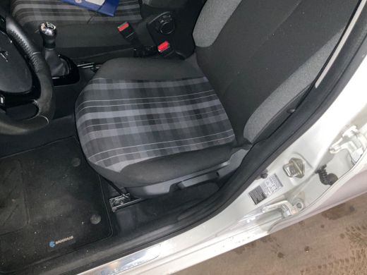 Peugeot 108 1.0 e-VTi Style ActivLease financial lease